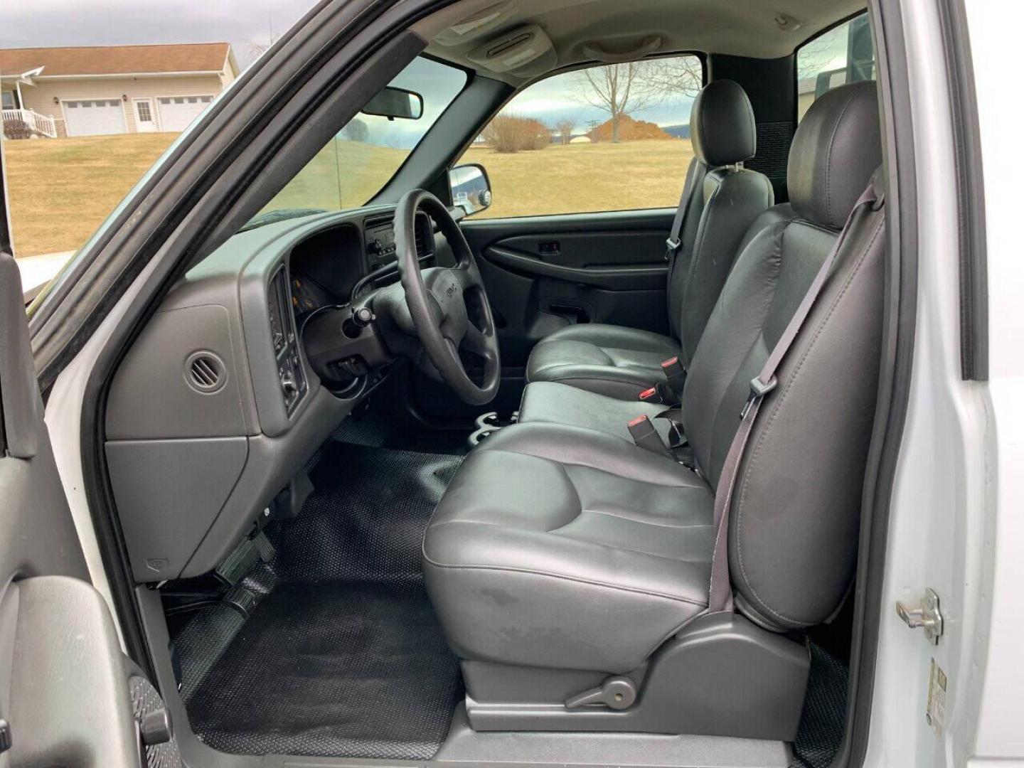 2005 White GMC Sierra 2500HD (1GTHC24265E) with an 6.6L V8 Turbocharger 6.6L V8 engine, located at 4845 Woodbury Pike, Roaring Springs, PA, (814) 317-5008, (814) 317-5008, 40.250935, -78.366959 - 1 owner, Virginia State owned! Very well maintained! 2005 Chevy Sierra 2500 HD, 6.6 Diesel, automatic, 4x2, like new tires, new inspection, warranty available, vinyl, 183k, RWD, comes with 2 toolboxes. No rust repair was ever done to this truck! Rust free undercarriage! Must see condition! To se - Photo#3