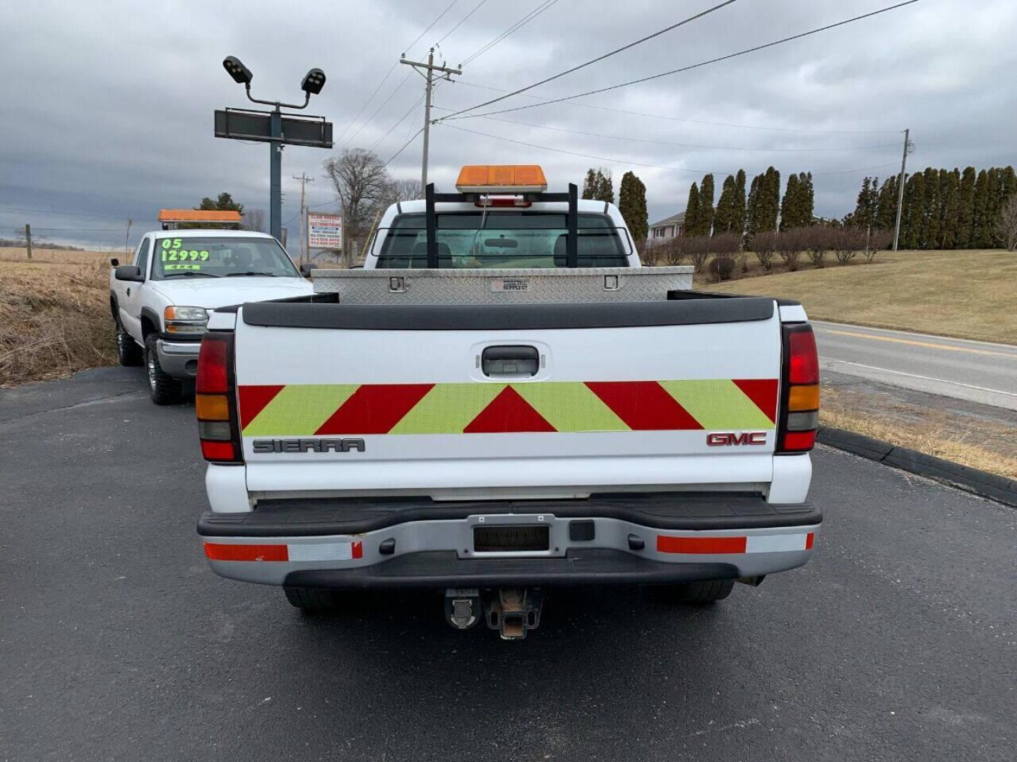 2005 White GMC Sierra 2500HD (1GTHC24265E) with an 6.6L V8 Turbocharger 6.6L V8 engine, located at 4845 Woodbury Pike, Roaring Springs, PA, (814) 317-5008, (814) 317-5008, 40.250935, -78.366959 - 1 owner, Virginia State owned! Very well maintained! 2005 Chevy Sierra 2500 HD, 6.6 Diesel, automatic, 4x2, like new tires, new inspection, warranty available, vinyl, 183k, RWD, comes with 2 toolboxes. No rust repair was ever done to this truck! Rust free undercarriage! Must see condition! To se - Photo#6