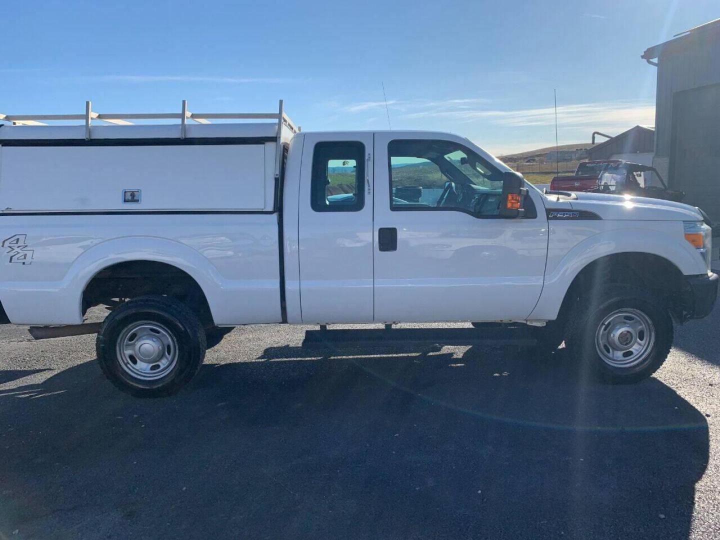 2015 White Ford F-350 Super Duty (1FT7X3B63FE) with an 6.2L V8 6.2L V8 engine, located at 4845 Woodbury Pike, Roaring Springs, PA, (814) 317-5008, (814) 317-5008, 40.250935, -78.366959 - Photo#1