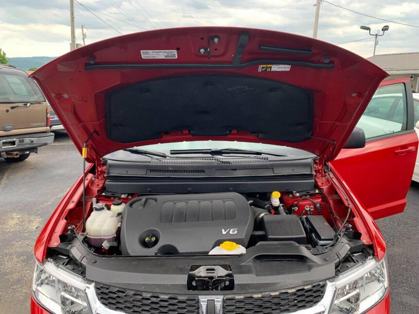 2018 Red Dodge Journey (3C4PDDAG6JT) with an 3.6L V6 3.6L V6 engine, located at 4845 Woodbury Pike, Roaring Springs, PA, (814) 317-5008, (814) 317-5008, 40.250935, -78.366959 - Photo#7