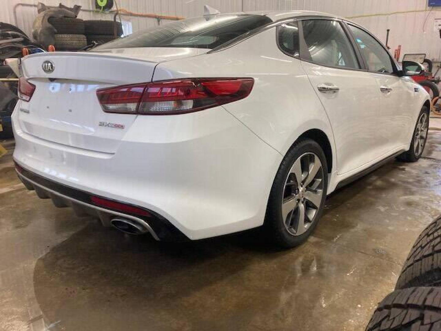 2017 White Kia Optima (5XXGW4L28HG) with an 2.0L I4 Turbocharger 2.0L I4 engine, located at 4845 Woodbury Pike, Roaring Springs, PA, (814) 317-5008, (814) 317-5008, 40.250935, -78.366959 - Photo#2