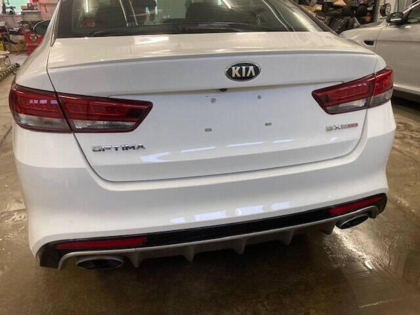 2017 White Kia Optima (5XXGW4L28HG) with an 2.0L I4 Turbocharger 2.0L I4 engine, located at 4845 Woodbury Pike, Roaring Springs, PA, (814) 317-5008, (814) 317-5008, 40.250935, -78.366959 - Photo#3