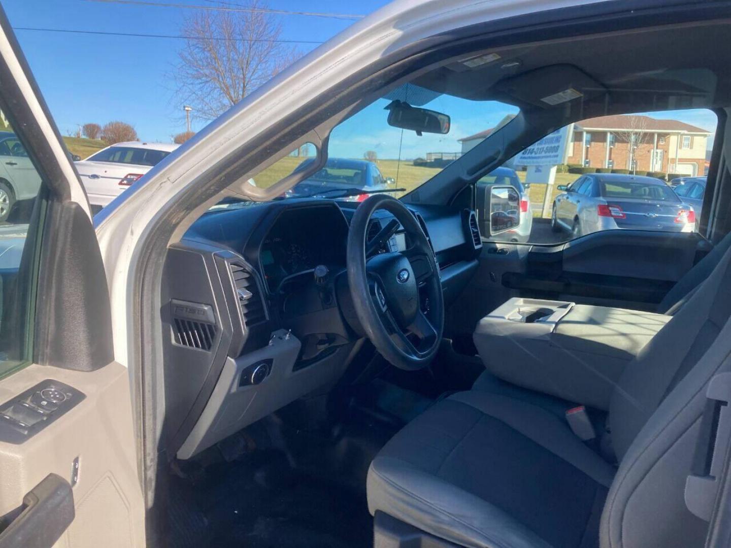 2015 White Ford F-150 (1FTFX1EF9FF) with an 5.0L V8 5.0L V8 engine, located at 4845 Woodbury Pike, Roaring Springs, PA, (814) 317-5008, (814) 317-5008, 40.250935, -78.366959 - Photo#5