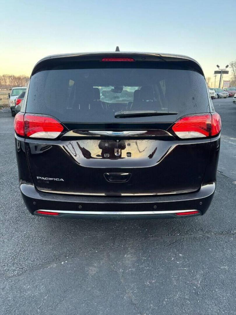 2018 Burgundy Chrysler Pacifica (2C4RC1BG2JR) with an 3.6L V6 3.6L V6 engine, located at 4845 Woodbury Pike, Roaring Springs, PA, (814) 317-5008, (814) 317-5008, 40.250935, -78.366959 - Photo#2