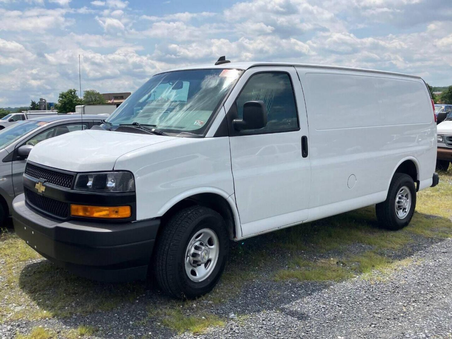 2021 White Chevrolet Express (1GCWGAF70M1) with an 6.6L V8 6.6L V8 engine, located at 4845 Woodbury Pike, Roaring Springs, PA, (814) 317-5008, (814) 317-5008, 40.250935, -78.366959 - 2021 Chevrolet express 2500 cargo van, 6.6 l v8 rear wheel drive, automatic transmission, vinyl floor and seating, power windows and locks, air conditioning, back up camera, blind spot monitoring, rear parking aid and tire monitoring. well maintained company vehicle southern van rust free if inter - Photo#2