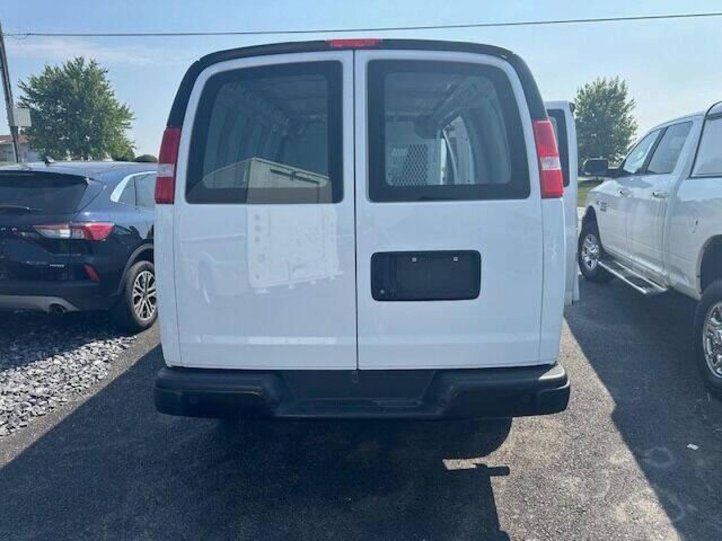 2021 White Chevrolet Express (1GCWGAF70M1) with an 6.6L V8 6.6L V8 engine, located at 4845 Woodbury Pike, Roaring Springs, PA, (814) 317-5008, (814) 317-5008, 40.250935, -78.366959 - 2021 Chevrolet express 2500 cargo van, 6.6 l v8 rear wheel drive, automatic transmission, vinyl floor and seating, power windows and locks, air conditioning, back up camera, blind spot monitoring, rear parking aid and tire monitoring. well maintained company vehicle southern van rust free if inter - Photo#7