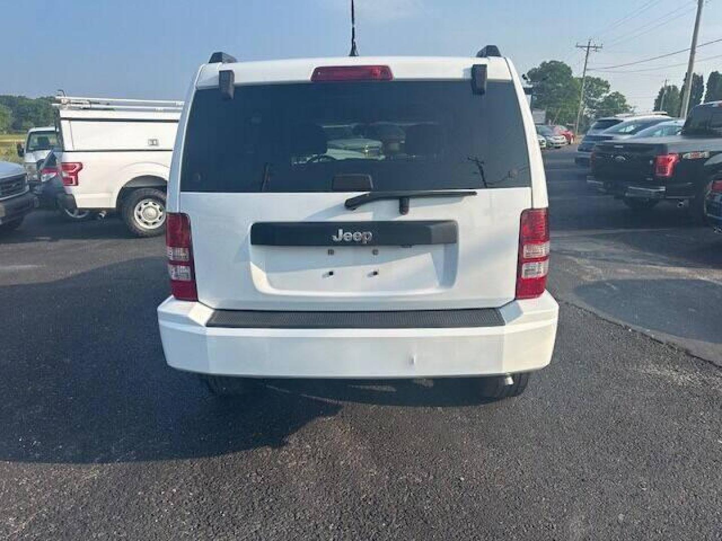 2012 White Jeep Liberty (1C4PJMAK4CW) with an 3.7L V6 3.7L V6 engine, located at 4845 Woodbury Pike, Roaring Springs, PA, (814) 317-5008, (814) 317-5008, 40.250935, -78.366959 - Photo#2