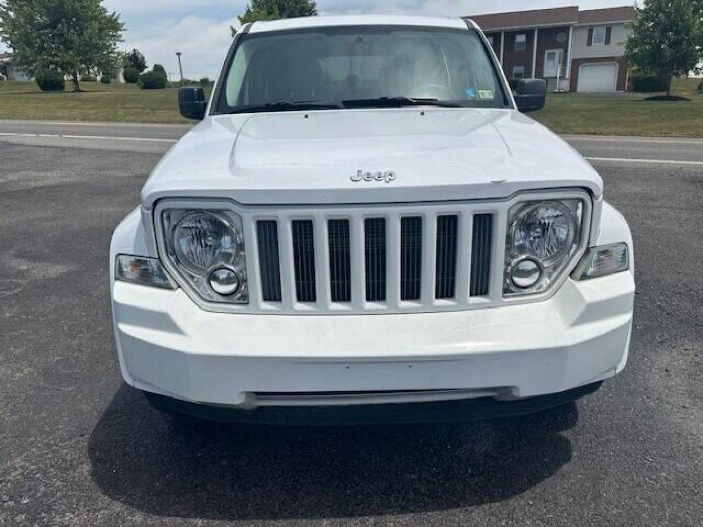 2011 White Jeep Liberty (1J4PN2GK2BW) with an 3.7L V6 3.7L V6 engine, located at 4845 Woodbury Pike, Roaring Springs, PA, (814) 317-5008, (814) 317-5008, 40.250935, -78.366959 - Photo#0