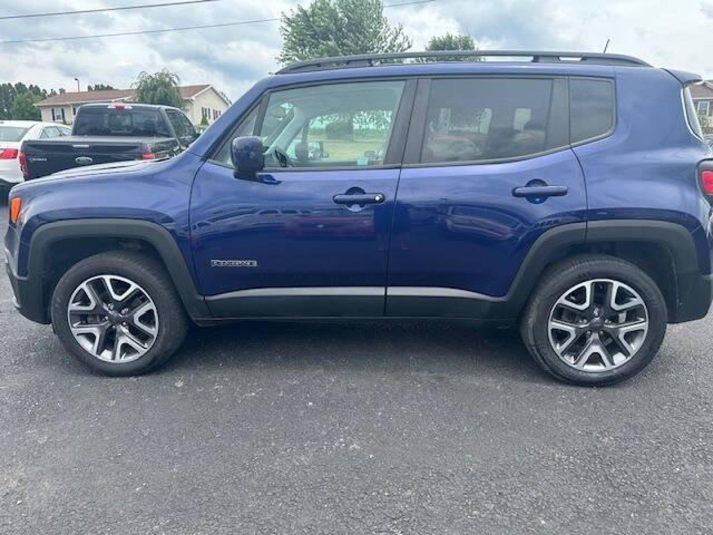 2018 Blue Jeep Renegade (ZACCJBBB3JP) with an 2.4L I4 2.4L I4 engine, located at 4845 Woodbury Pike, Roaring Springs, PA, (814) 317-5008, (814) 317-5008, 40.250935, -78.366959 - Photo#3