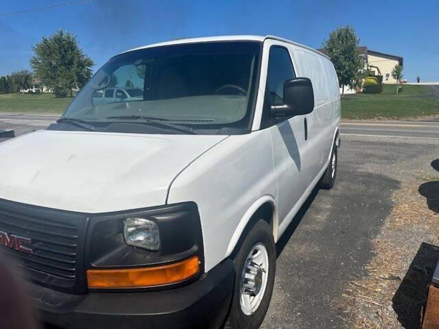 2012 White GMC Savana (1GTW7FCAXC1) with an 4.8L V8 4.8L V8 engine, located at 4845 Woodbury Pike, Roaring Springs, PA, (814) 317-5008, (814) 317-5008, 40.250935, -78.366959 - 2012 GMC Savana 2500, 4.8 liter rear wheel drive, 6 speed transmission, a/c leased vehicle well maintained if interested call 814-317-5008 or stop by for a test drive - Photo#0