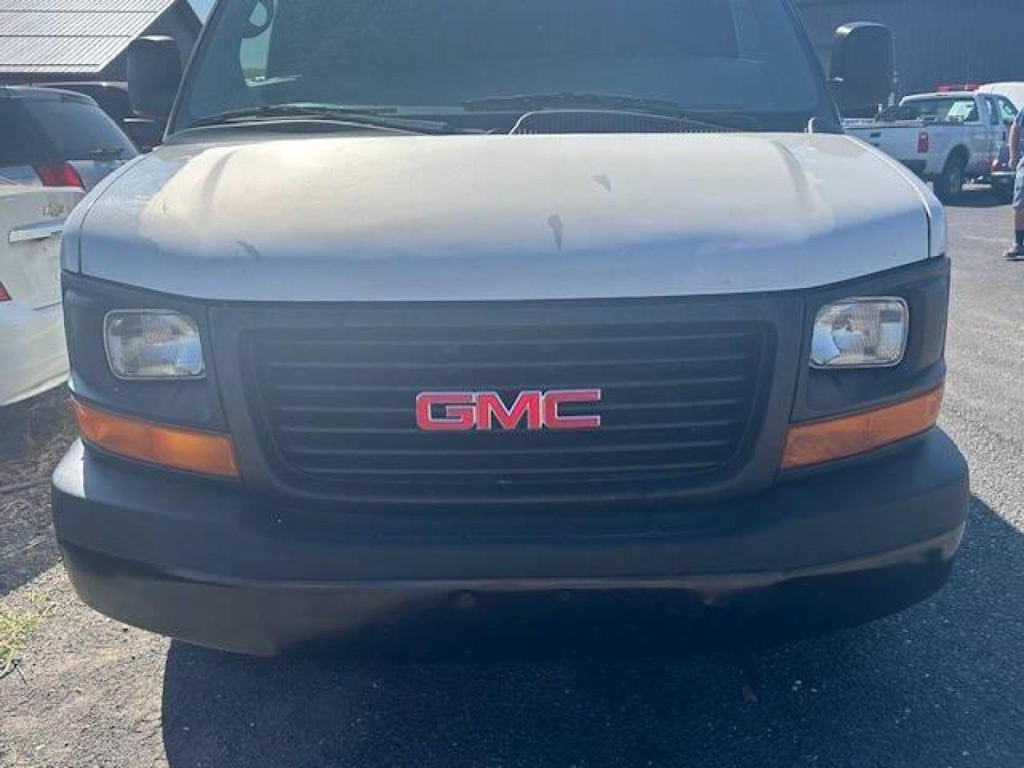 2012 White GMC Savana (1GTW7FCAXC1) with an 4.8L V8 4.8L V8 engine, located at 4845 Woodbury Pike, Roaring Springs, PA, (814) 317-5008, (814) 317-5008, 40.250935, -78.366959 - 2012 GMC Savana 2500, 4.8 liter rear wheel drive, 6 speed transmission, a/c leased vehicle well maintained if interested call 814-317-5008 or stop by for a test drive - Photo#3