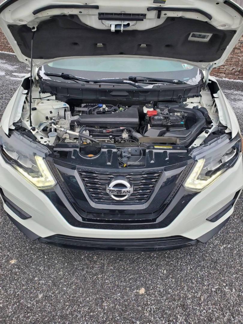 2017 White Nissan Rogue (5N1AT2MV7HC) with an 2.5L I4 2.5L I4 engine, located at 4845 Woodbury Pike, Roaring Springs, PA, (814) 317-5008, (814) 317-5008, 40.250935, -78.366959 - 2017 Nissan Rogue SV Rogue 1 Star Wars Edition Automatic 4 Cyl. AWD PW, PL, Sunroof, Rear Back-up Camera, Power Seats, Aluminum Wheels, Bluetooth Satellite Radio, Hands-Free Phone. Vehicle is in excellent condition, rust free and super clean. This vehicle is being sold so cheap being that it was nea - Photo#4